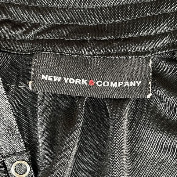 NY & Co. Silky Sleeveless Cowl Draped Neck Top Women’s Small Black Office Corp - Picture 5 of 11